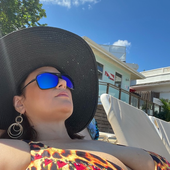 Meet your Posher, - Picture 6 of 13